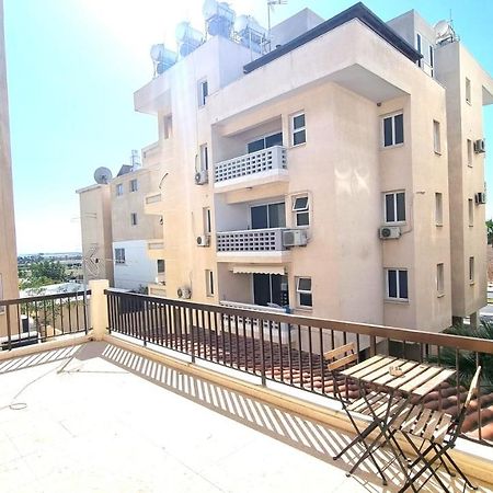 Cozy Beach Apt, Near Airport With 100Mbit Internet Larnaca Exterior foto