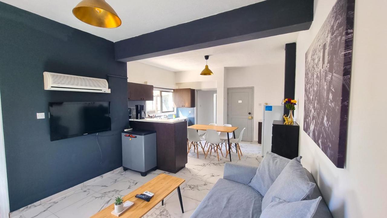 Cozy Beach Apt, Near Airport With 100Mbit Internet Larnaca Exterior foto